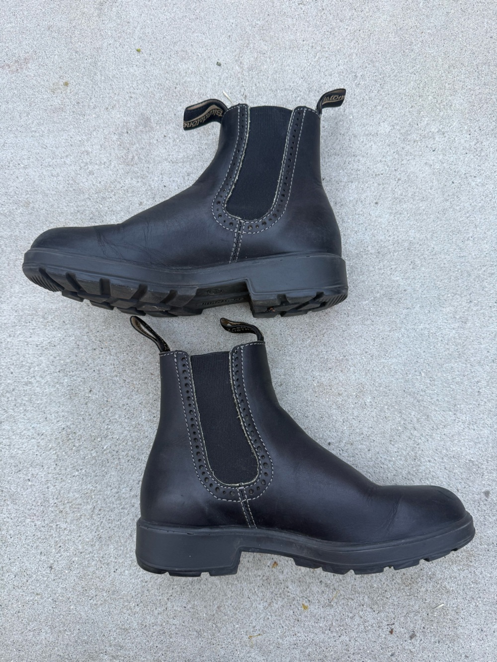 Blundstone Women’s Original Chelsea Boots in Voltan Black US Size 6 - Picture 4 of 8